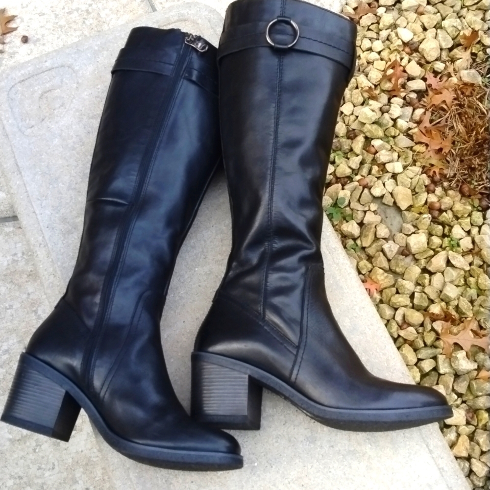 CHRISTIAN DI RICCIO Italy EUC size 9